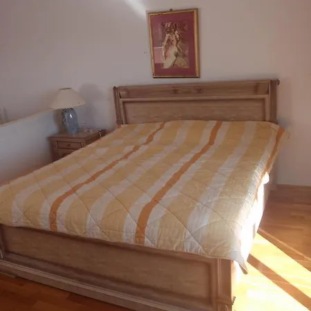 Apartment Mihaela *