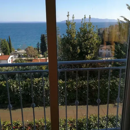 Mihaela Apartment