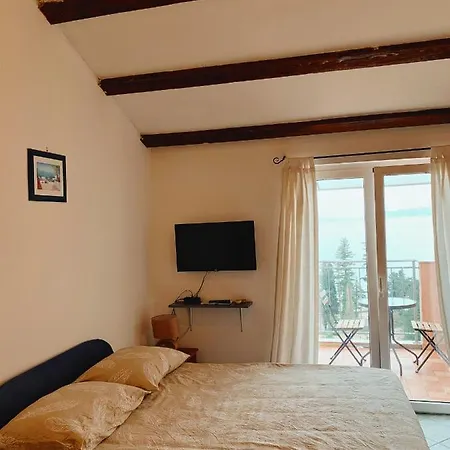 Mihaela Appartement *