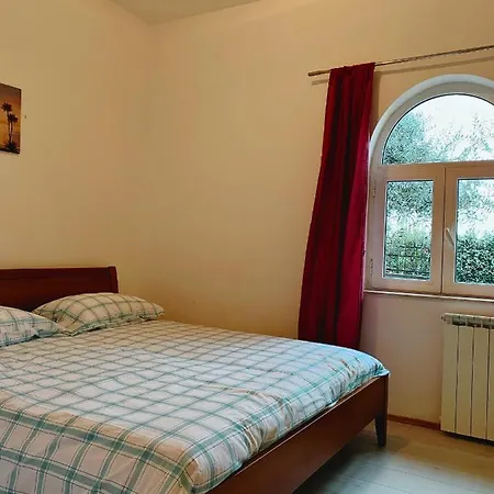 Mihaela Appartement *