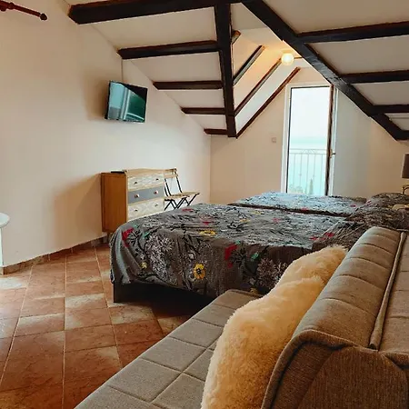 Mihaela Appartement *