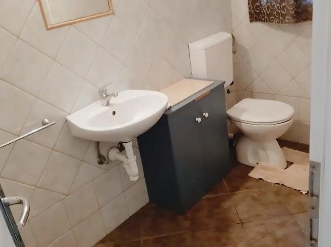 公寓 米哈埃拉别墅酒店 Ičići